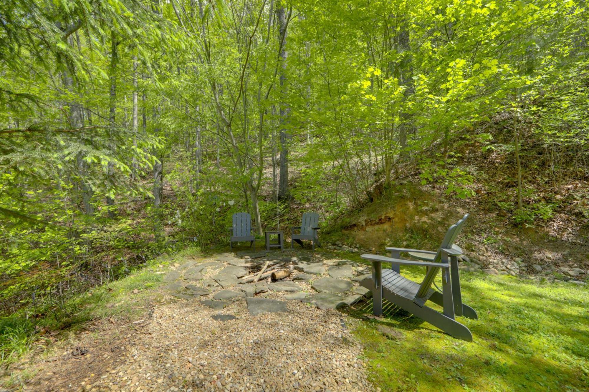 Bryson City Cabin With Hot Tub And Mountain Views! Eksteriør billede